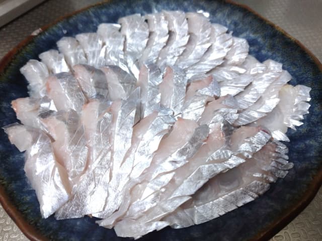 タチウオ刺身