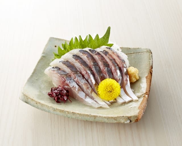 東京湾LTアジ船で釣った新鮮なアジの刺身