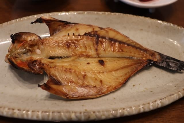 イサキの干物料理画像